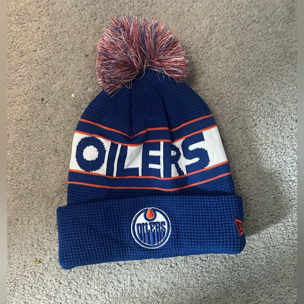 Edmonton Oilers NHL Hockey Beanie Toque - Picture 2 of 5
